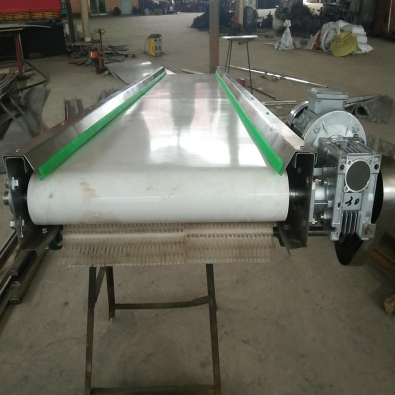 皮帶輸送機(jī)